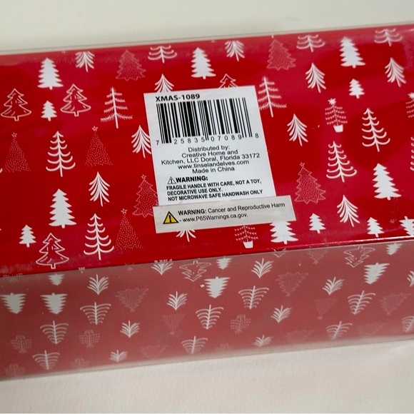 Tinsel and Elves Santa Salt and Pepper Shaker Set - Like New, Never Used - Picture 6 of 11